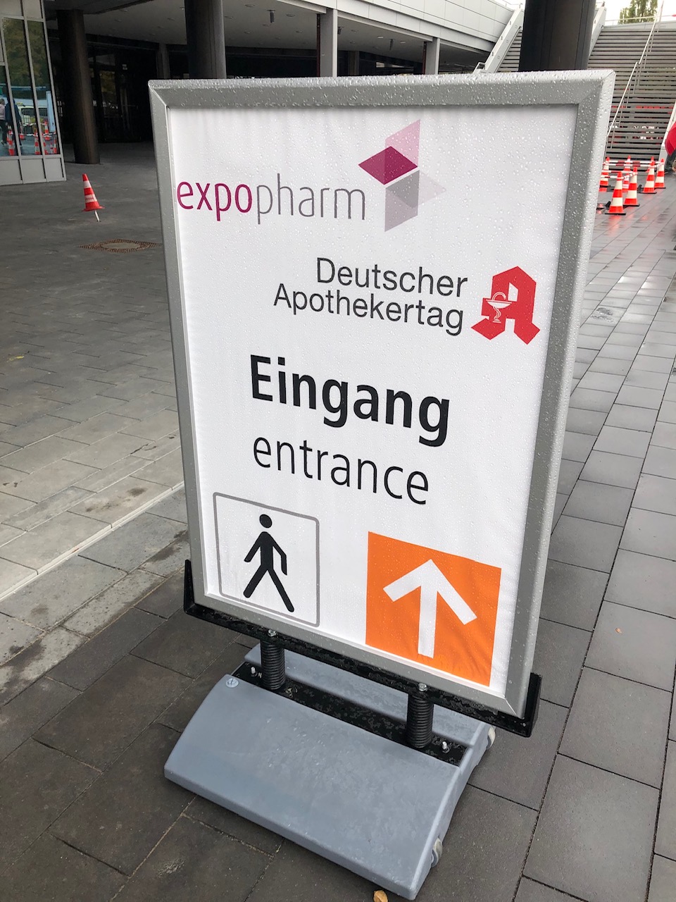 EIngangsschild der expopharm Messe